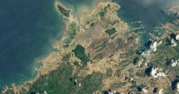 Asciende a más de 40 el número de muertos tras volcar un ferry sobrecargado en el lago Kariba