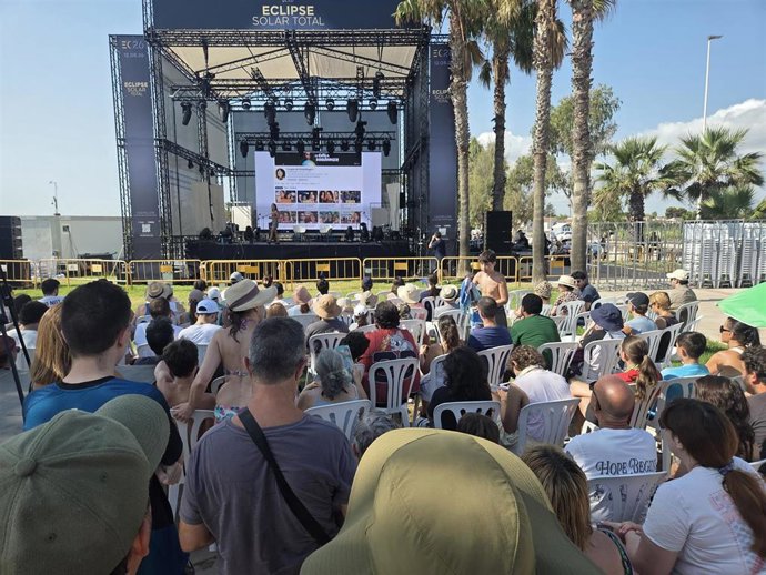 Castellón vive ya la jornada histórica del eclipse total de Sol con una intensa programación de actividades