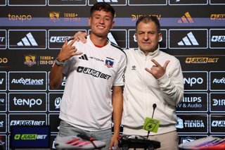 Santiago, 12 de Agosto del 2026.  Colo Colo presenta oficialmente a Iván Román como su segundo refuerzo del mercado.  Luis Quinteros/Photosport