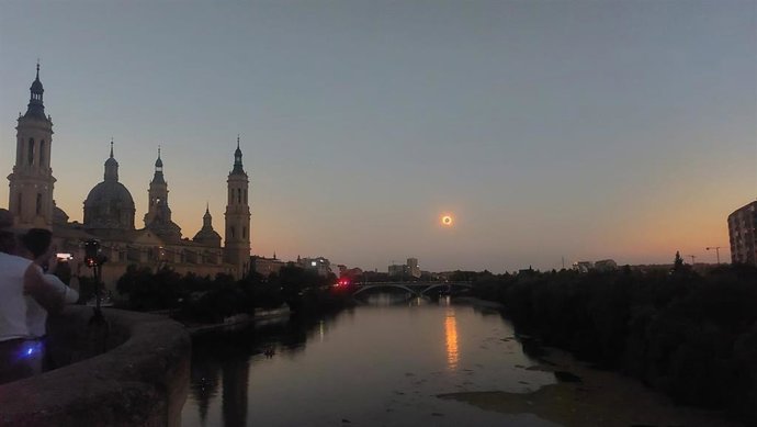 Eclipse total de Sol en Zaragoza.