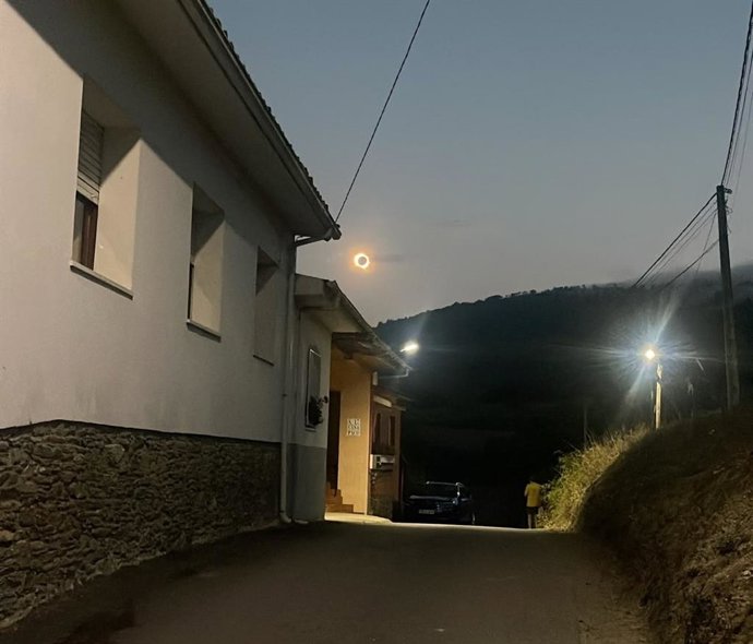 Eclipse total de sol en Tineo.