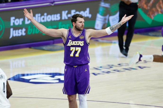 Archivo - Luka Doncic, en un partido con Los Angeles Lakers.