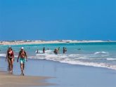 Foto: Las olas de calor marinas también pueden afectar a la salud mental: así llegan sus efectos hasta las personas