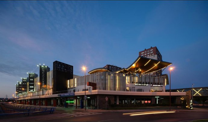 HLRE Socimi acuerda la venta de Megapark a NEPI Rockcastle