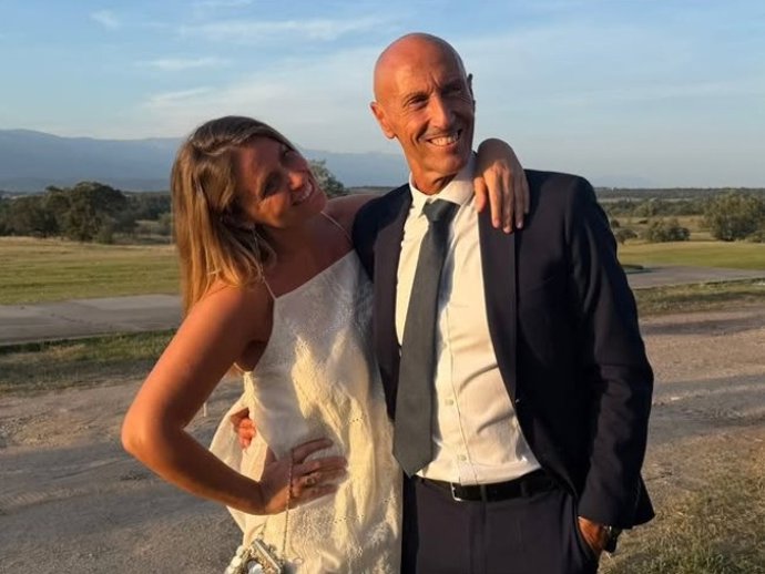 Pepa Romero alimenta los rumores de boda con Manolo Pardo