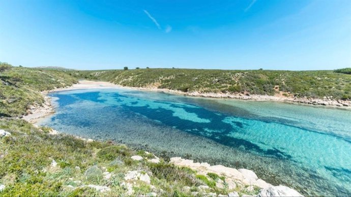 Las 10 mejores calas y playas de Menorca para descubrir la mayor Reserva de la Biosfera del Mediterráneo