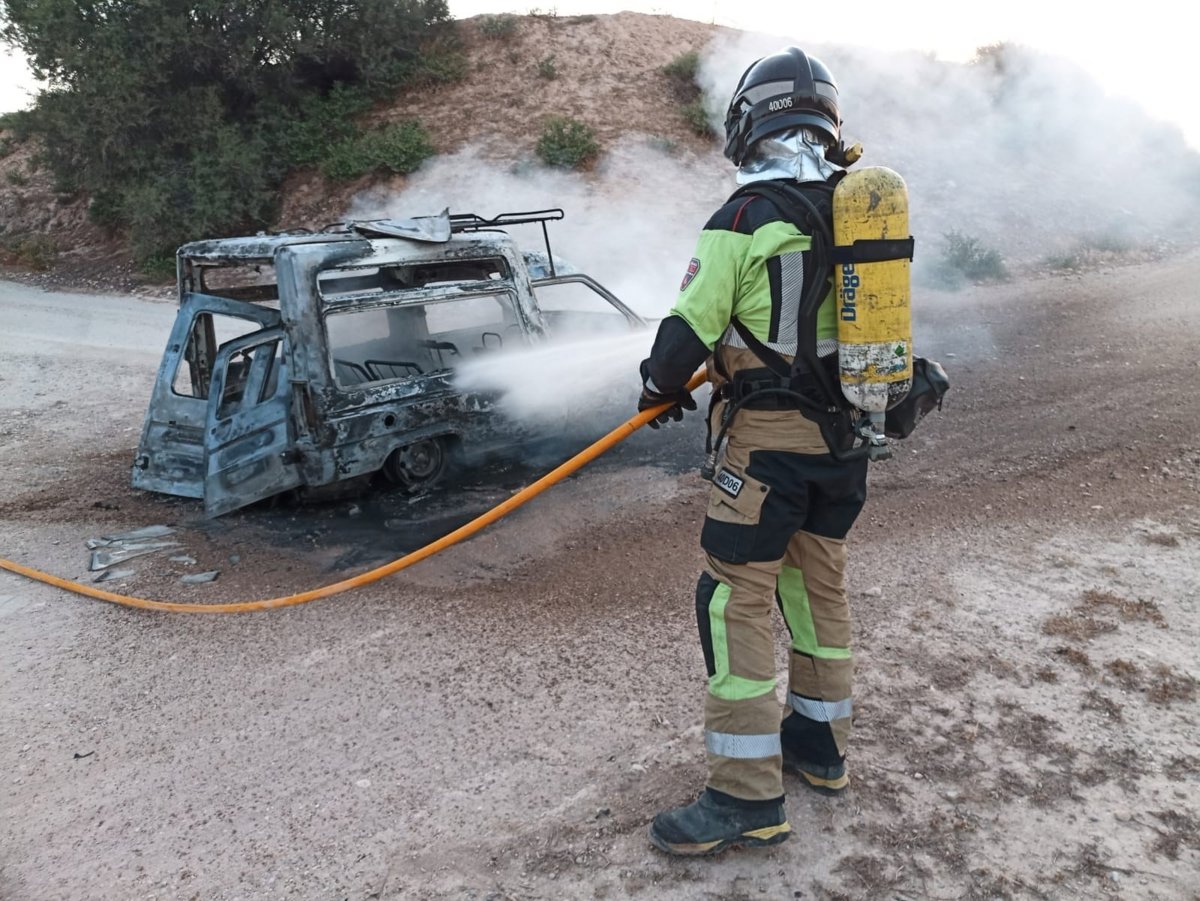 El CEIS aprueba los equipos para los 30 nuevos bomberos que se incorporarán en octubre