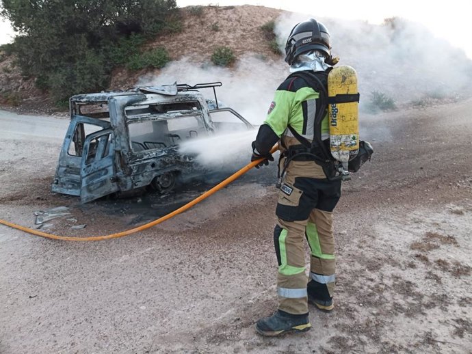 El CEIS aprueba los equipos para los 30 nuevos bomberos que se incorporarán en octubre