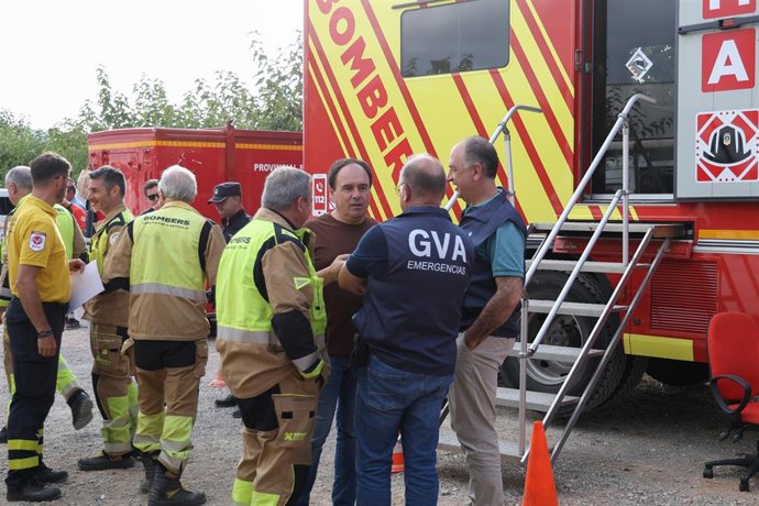 El 'president' Pérez Llorca en una visita al PMA del incendio de la Vall d'Uixò