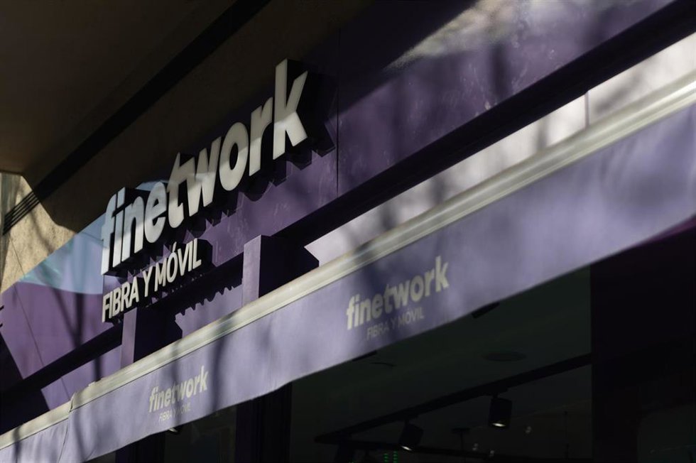 Archivo - Fachada de una tienda de Finetwork, a 2 de enero de 2025, en Madrid (España). La operadora de telecomunicaciones Finetwork ha anunciado este martes, 31 de diciembre, la salida de su consejero delegado, Óscar Vilda, tras 20 meses en el cargo. Est