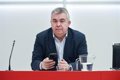 El primer juez del caso Leire apunta a que Cerdán pagó a la exmilitante con dinero del PSOE "por sus servicios"