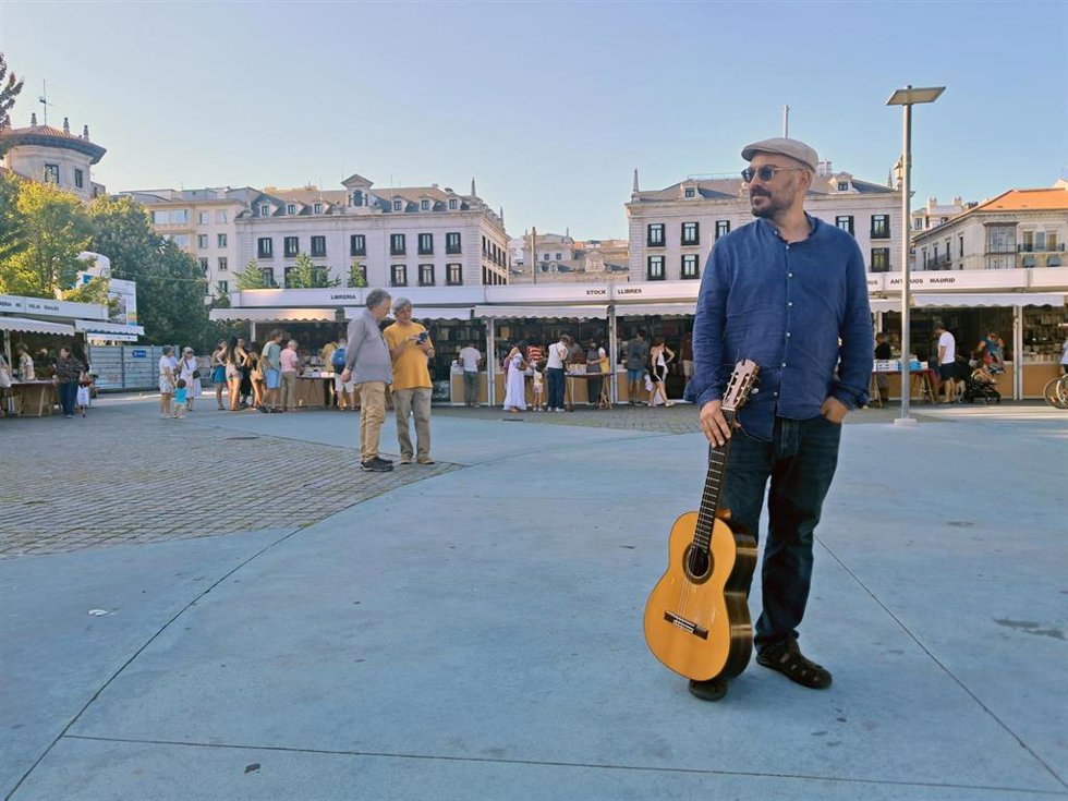 El guitarrista y compositor santanderino Jaime Velasco.