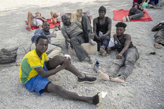 Sanidad insiste en que "no hay una situación de colapso sanitario" en Ceuta, aunque reconoce una "importante tensión"