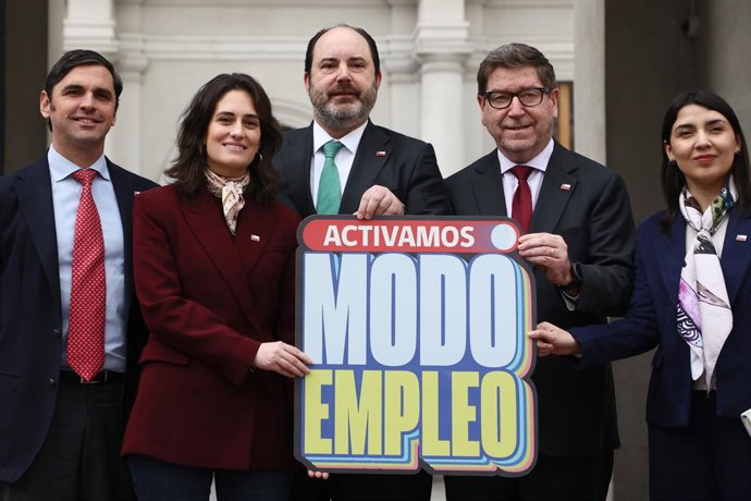 Santiago 12 de agosto 2026.  Punto de prensa tras reunion de la Mesa Interministerial por el Empleo realizada en el Palacio de La Moneda.  Dragomir Yankovic/Aton Chile