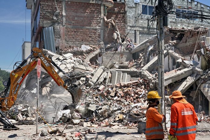 Labores de rescate tras el terremoto en Colombia