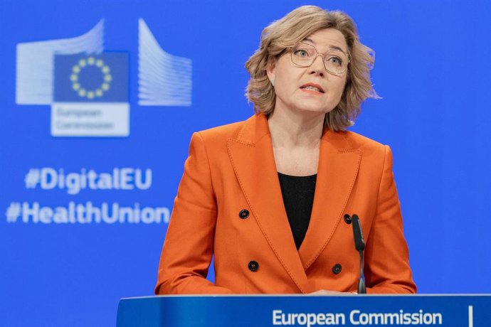 Archivo - Henna Virkkunen, vicepresidenta de la Comisión Europea para Soberanía Tecnológica, Seguridad y Democracia, interviene durante una rueda de prensa. 