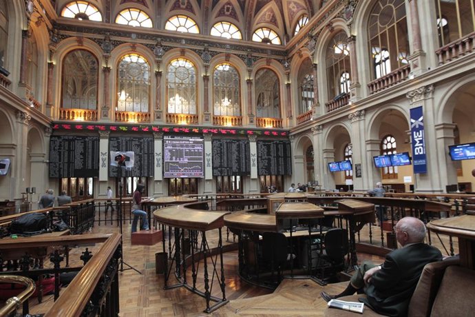 Archivo - Interior del Palacio de la Bolsa de Madrid