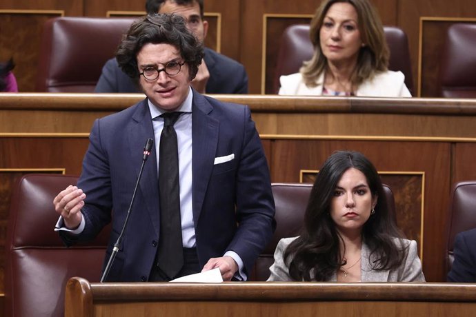 Archivo - El diputado de VOX José María Figaredo durante un pleno en el Congreso de los Diputados, a 15 de abril de 2026, en Madrid (España). 