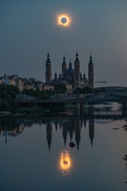 La NASA fotografía el eclipse solar total sobre España