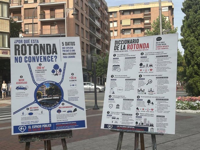 Campaña del Foro Social en el lugar en el que está prevista la rotonda