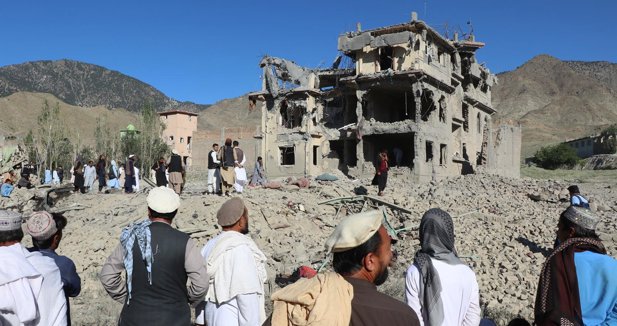 El conflicto con Pakistán empaña un año de consolidación internacional del régimen talibán