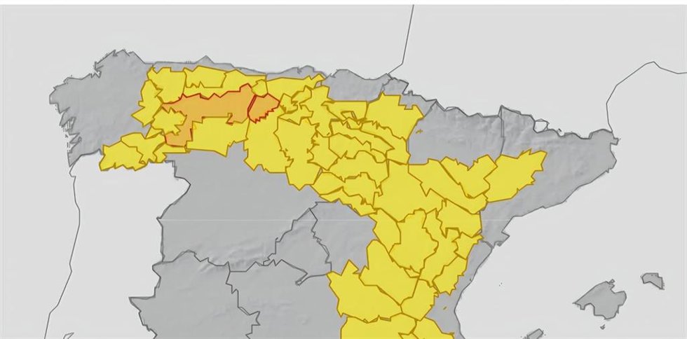 Mapa con los avisos meteorológicos de AEMET ante la previsión de lluvias y tormentas.