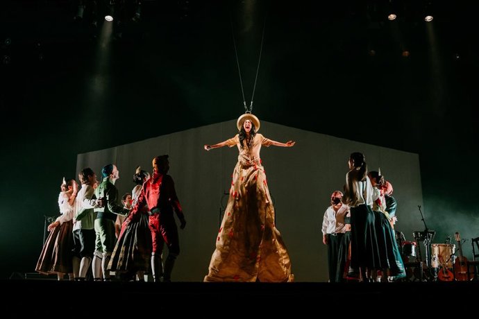 Sagunt a Escena programa 'Terra de guapes', un homenaje de Sandra Monfort a la tradición musical valenciana