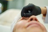 Foto: La nueva tendencia en blefaroplastia apuesta por preservar la grasa de los párpados
