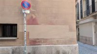 Prohens condena la pintada en la Conselleria de Turismo y advierte de que "esta no es la manera"