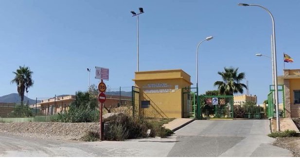 Melilla incorpora 100 camas y 100 colchones ignífugos al Centro La Purísima por el aumento de menores no acompañados