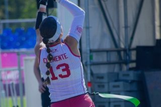 Sara Villagrasa, en un partido con la selección española de flag football.