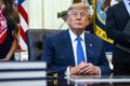 Trump asegura que "muy pronto" declarará el estrecho de Ormuz territorio de EEUU