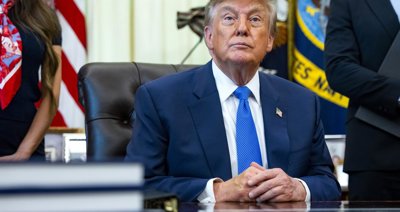 Trump asegura que "muy pronto" declarará el estrecho de Ormuz territorio de EEUU
