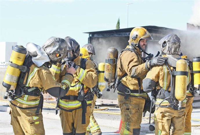 Archivo - Bomberos del Consorcio Provincial de Bomberos de Alicante