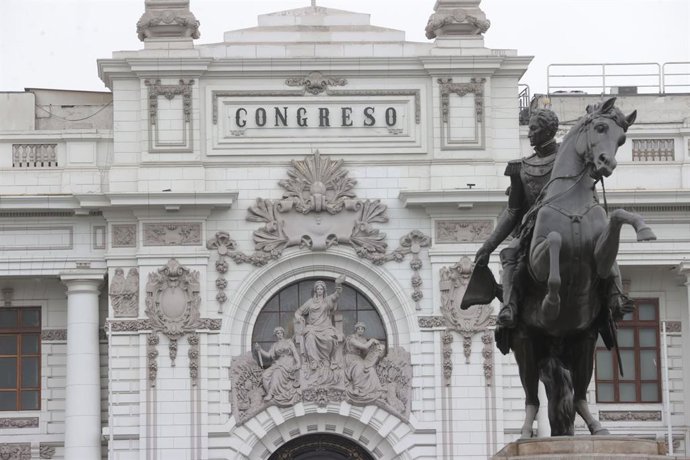 Archivo - Perú.- Congreso: hoy continúa instalación de comisiones en Senado y Diputados