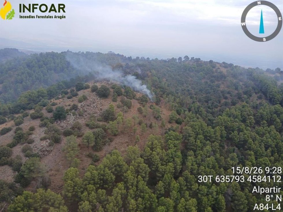 Incendio forestal en la Sierra de Algairén.