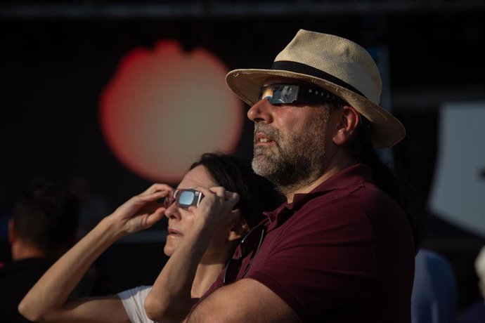 Pontevedra observa el eclipse solar total de 2026. Altar del Sol, en Lalin, durante el eclipse solar total de 2026, a 12 de agosto de 2026, en Pontevedra, 