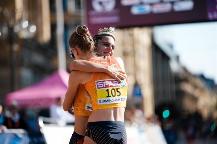 María Pérez celebra su oro en el Europeo de Birmingham