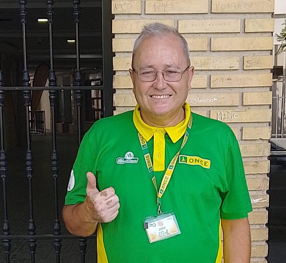 En Montilla José Córdoba, vendedor de la ONCE desde 2023.