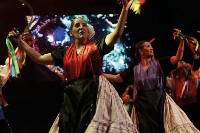 El teatro circo, los verdiales y el flamenco marcan la agenda cultural de la provincia para la próxima semana
