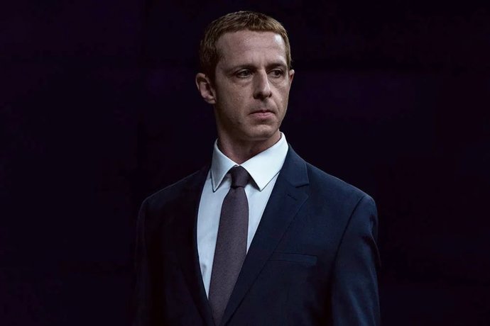 Así se convirtió Jeremy Strong en Mark Zuckerberg en El precio de la red