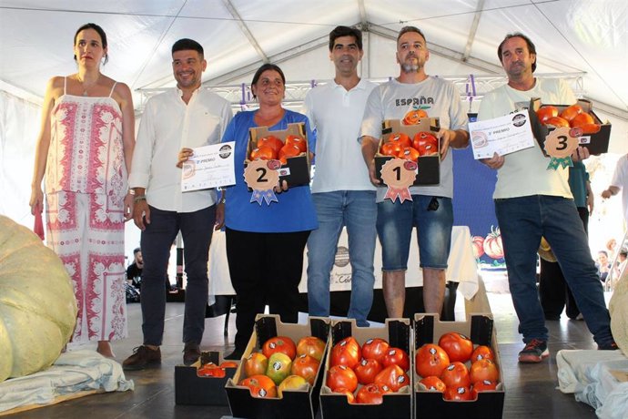 Concurso Cata Subasta del Tomate Huevo Toro en Coín