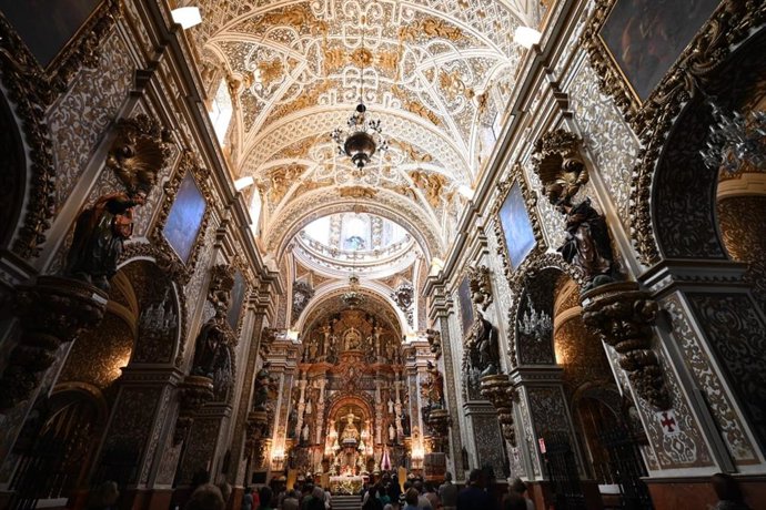 Archivo - Basílica de Nuestra Señora de las Angustias (imagen de archivo). 