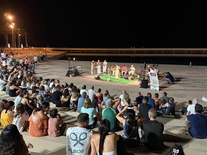Anterior actividad en las Noches de Verano en El Toyo en Almería