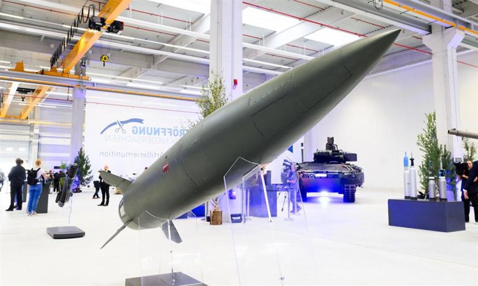 Archivo - Imagen de archivo de un misil ATACMS en una planta de Rheinmetall (Alemania) 