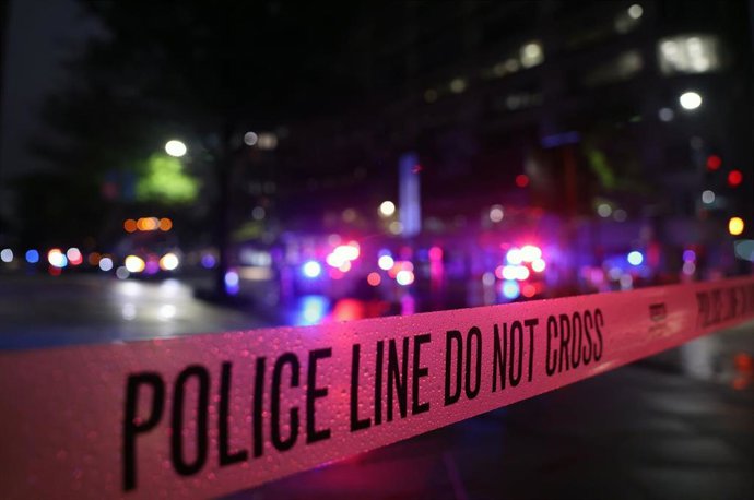 Archivo - Una cinta policial acordonaba la escena del crimen, en Washington, DC (EEUU)