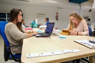 Archivo - La Junta impulsa el emprendimiento joven en Almería con ayudas de 51.000 euros para proyectos empresariales  