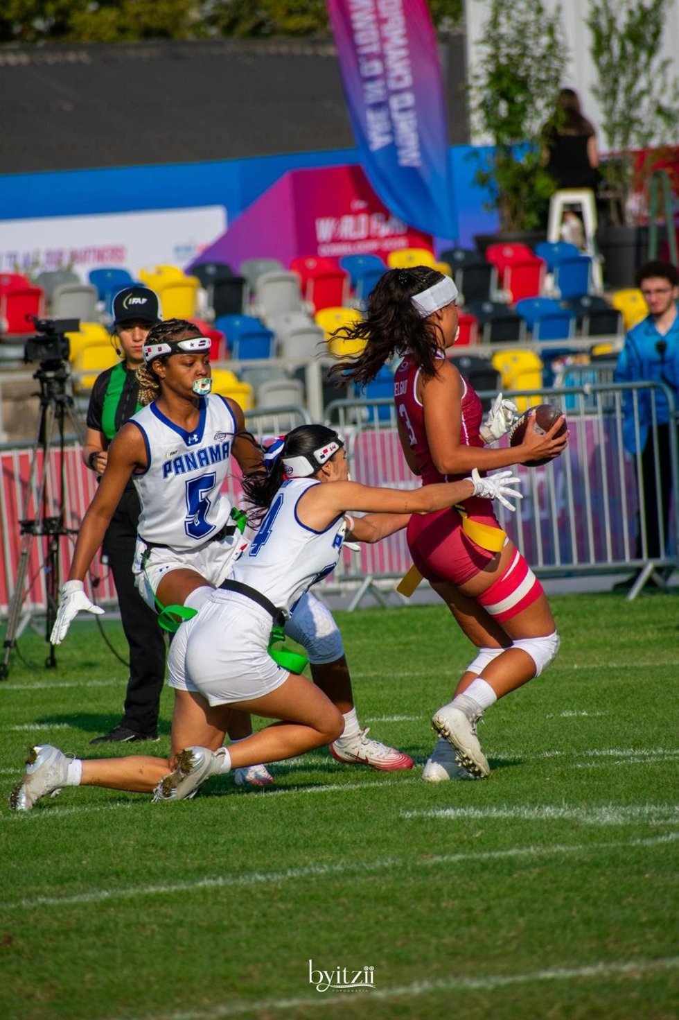 La selección española femenina de flag football ante Panamá en el Mundial