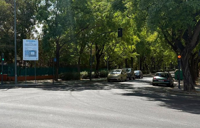 Emasesa renueva las redes de la vía fundamental de paso entre el Tiro de Línea y La Oliva.