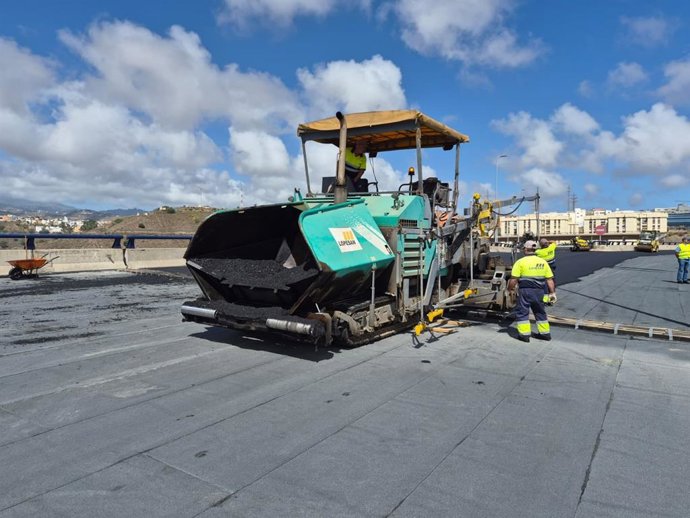 El Cabildo abrirá en la tarde del lunes al completo la Circunvalación tras adelantar 13 días las obras de impermeabilización